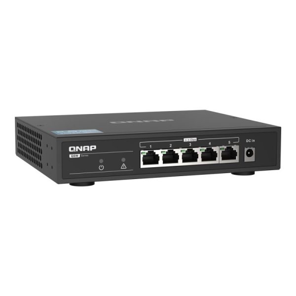 QNAP Switch 5 Ports · SSD 5 To